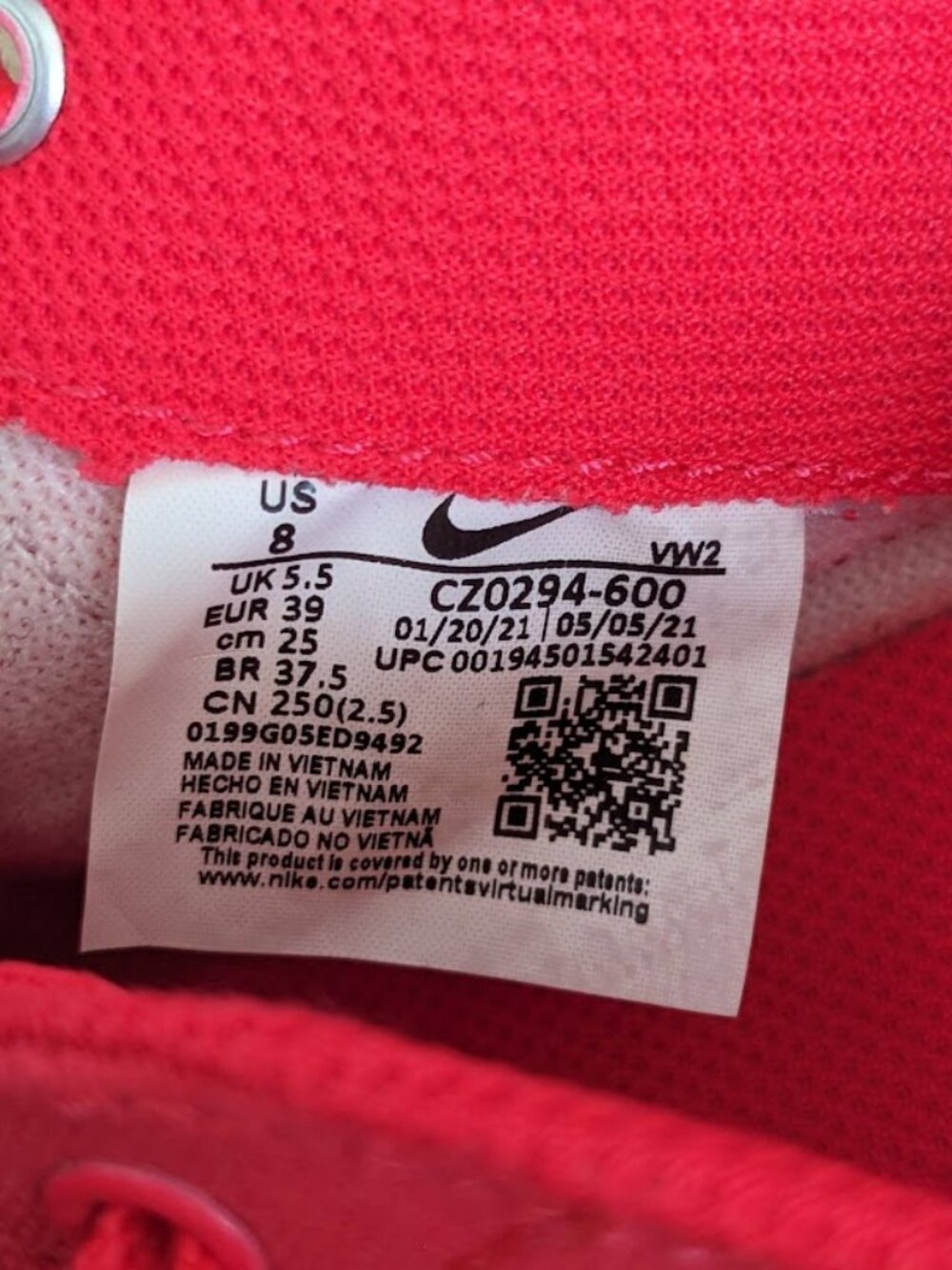 LIKE NEW NIKE WOMEN'S Court Legacy Canvas 'Red' SIZE 8 - Picture 6 of 6